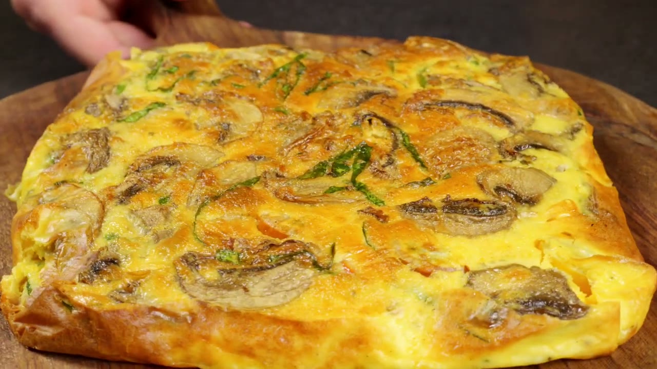 Play: Cheesy Bacon Fresh Roll