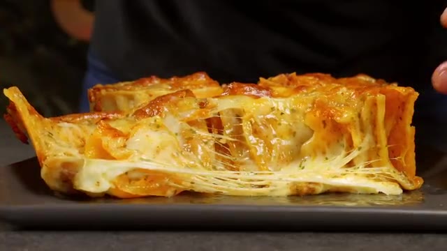 Play: Lebanese Grilled Meat Flatbread