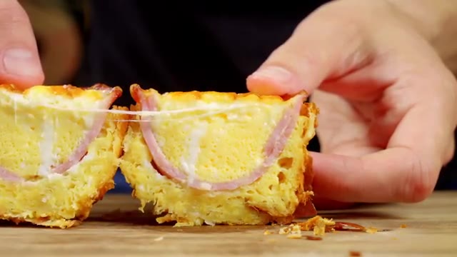 Play: Parmesan Cloud Egg Muffins
